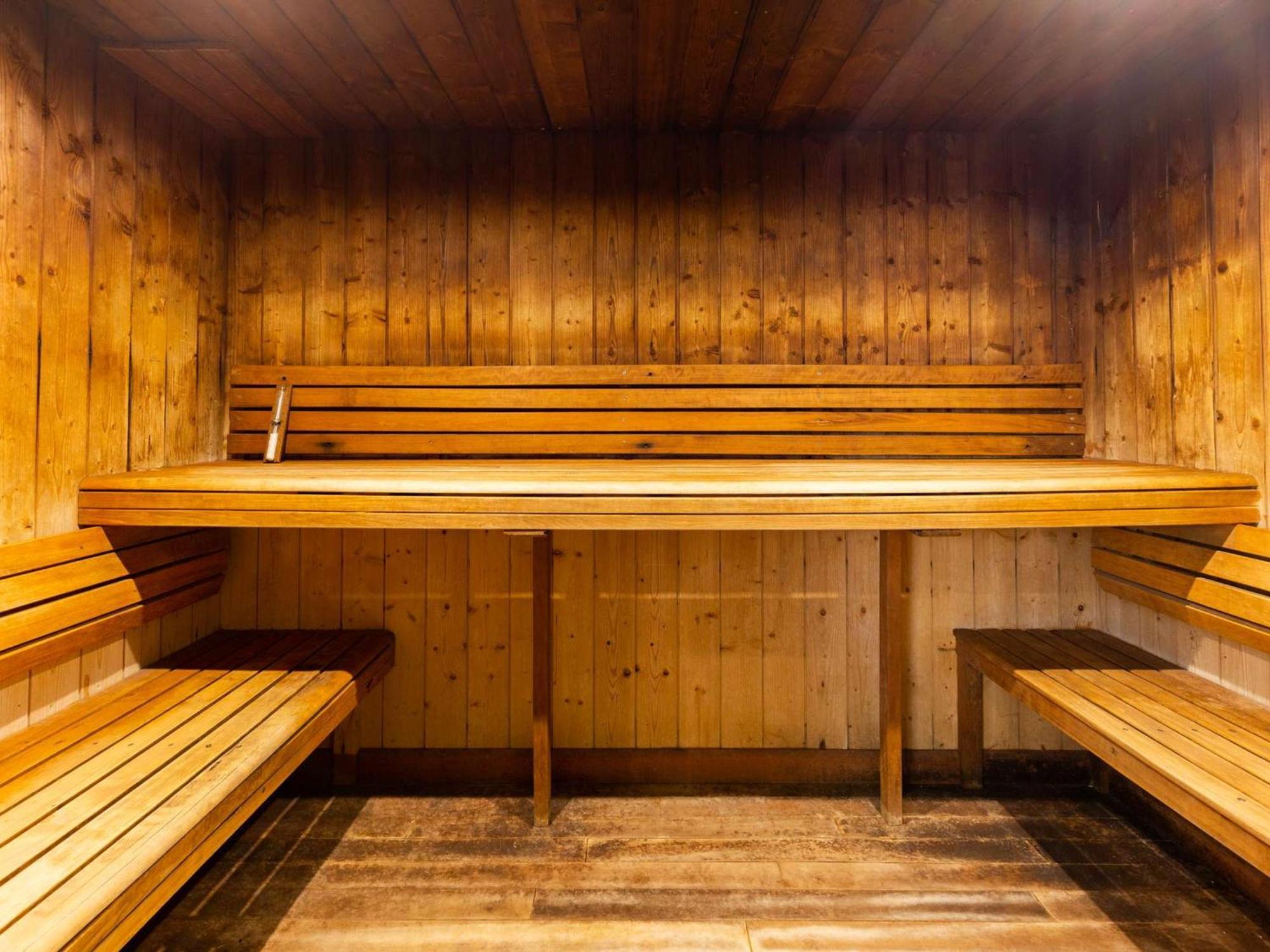 Appartement Duplex Centre Saint-Lary Avec Piscine, Sauna Et Parking - Fr-1-296-395 Exterior foto
